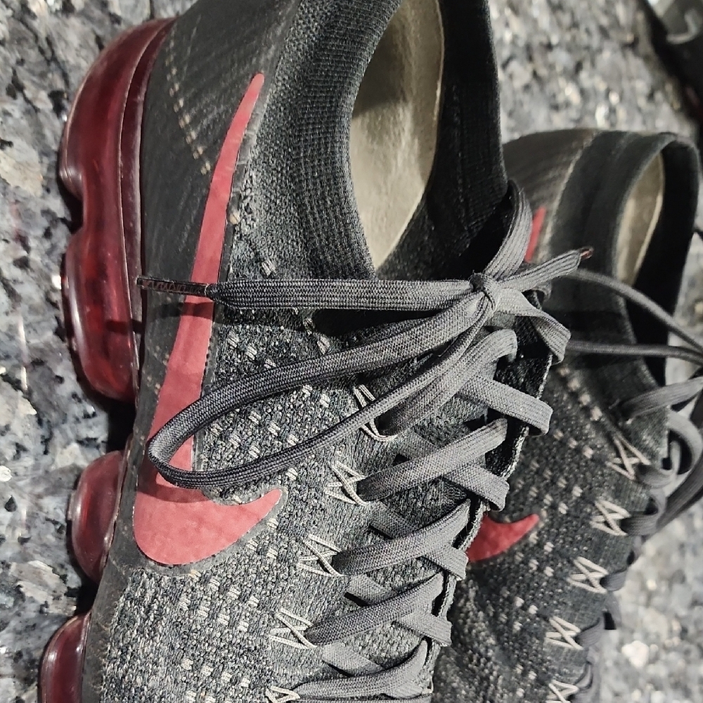 Vapormaxx - Black and Red Athletic Shoes